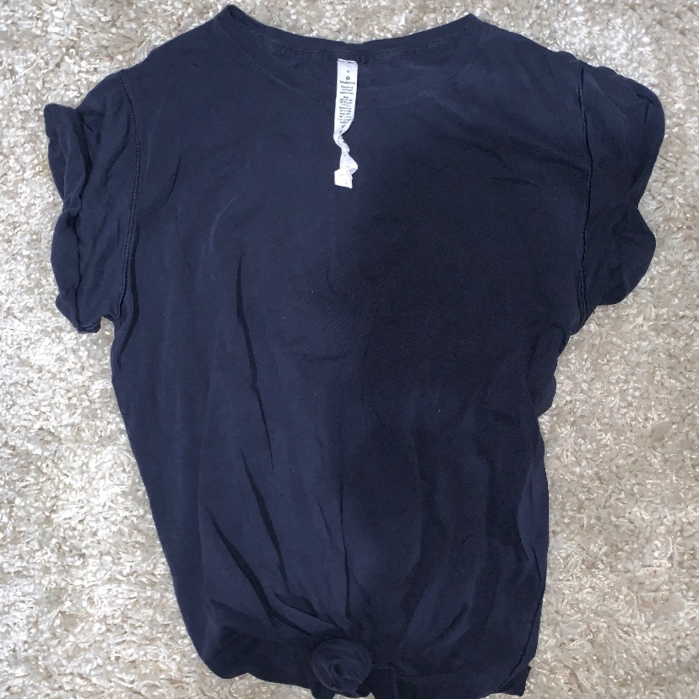 SOLD Lululemon top